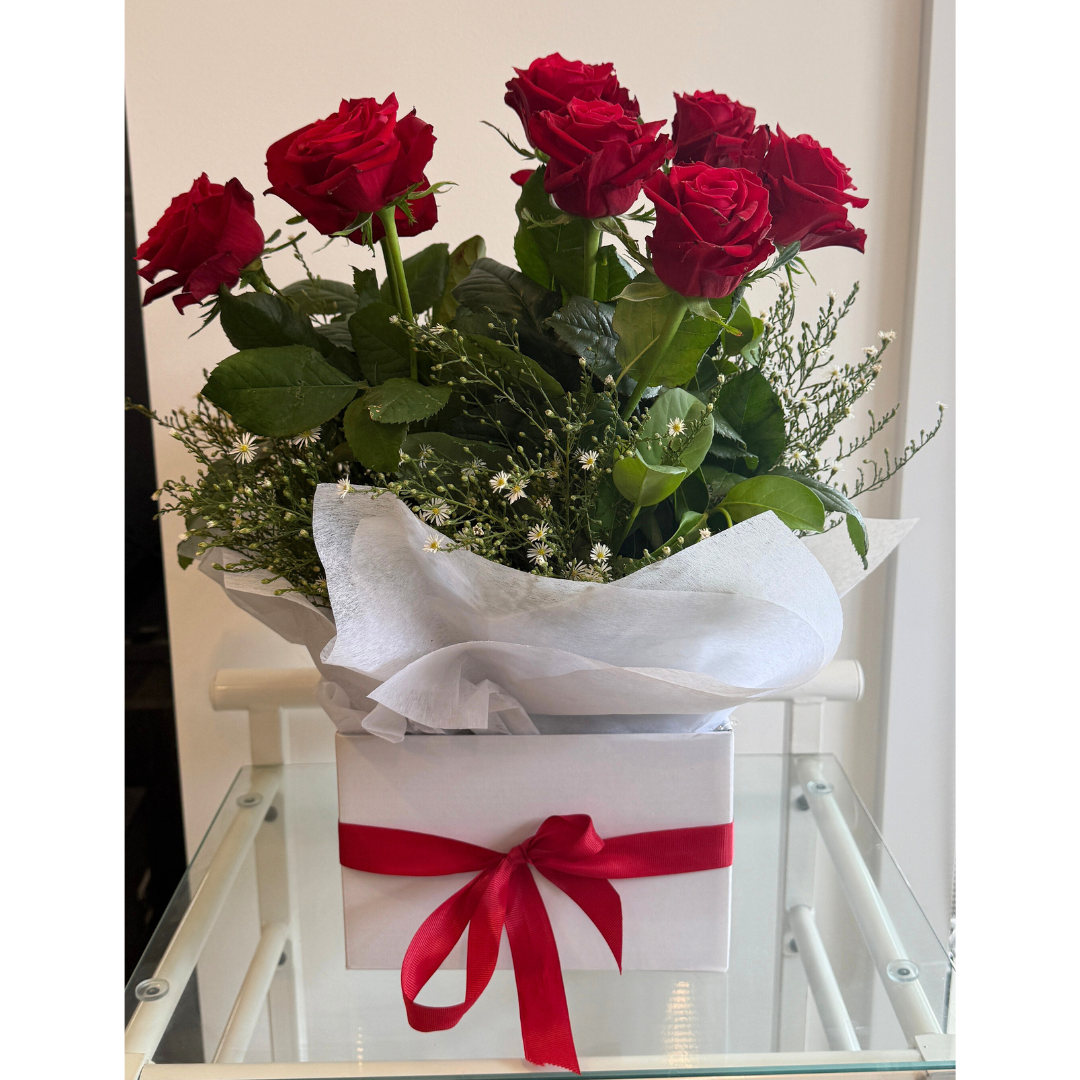 Red Roses Hat Box Delivery